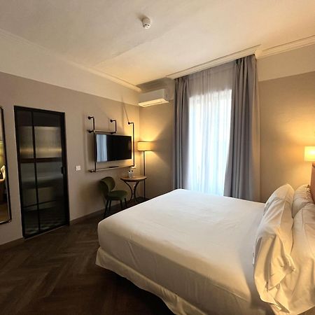 The Honest Hotel & Apartments Севілья Екстер'єр фото