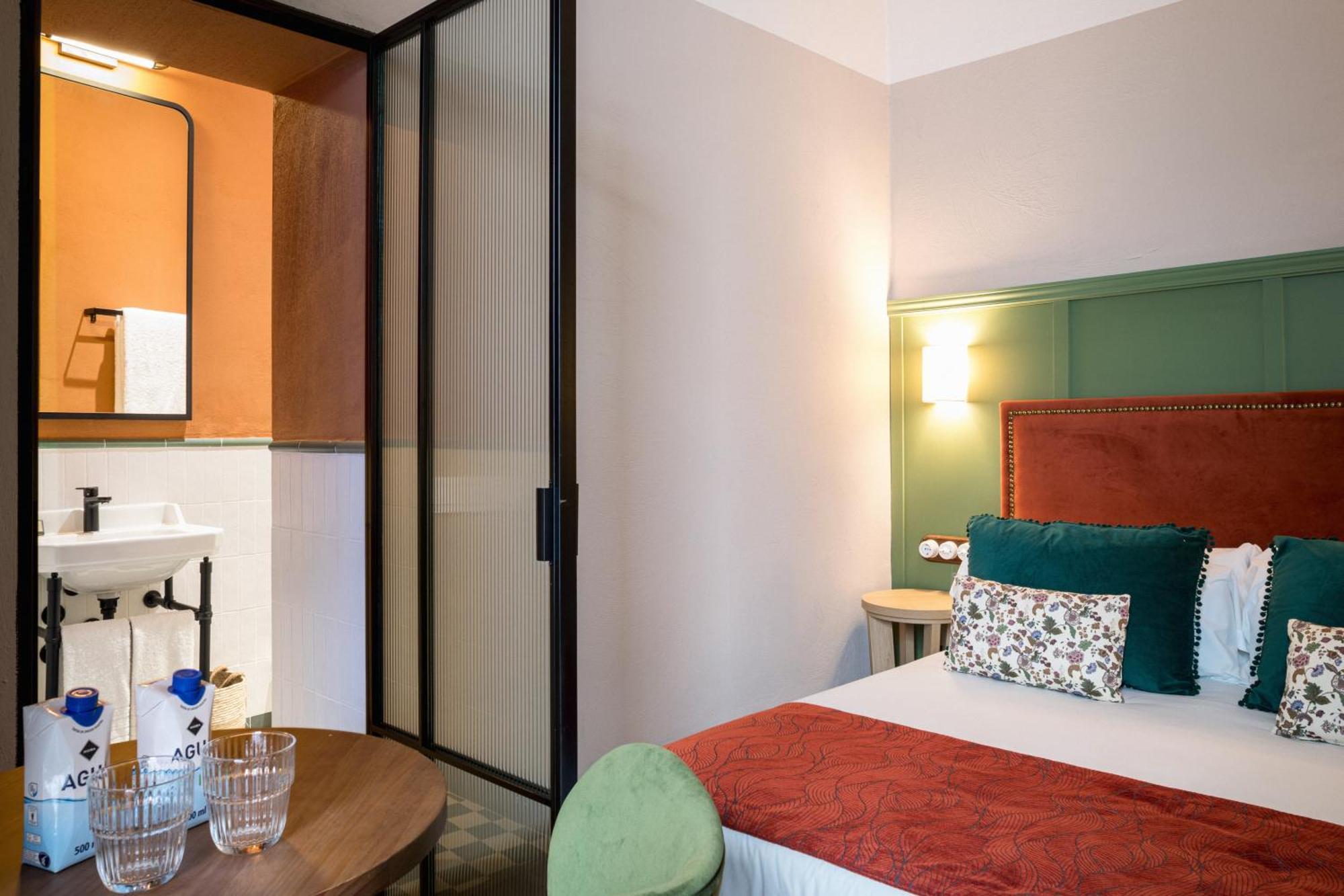 The Honest Hotel & Apartments Севілья Екстер'єр фото