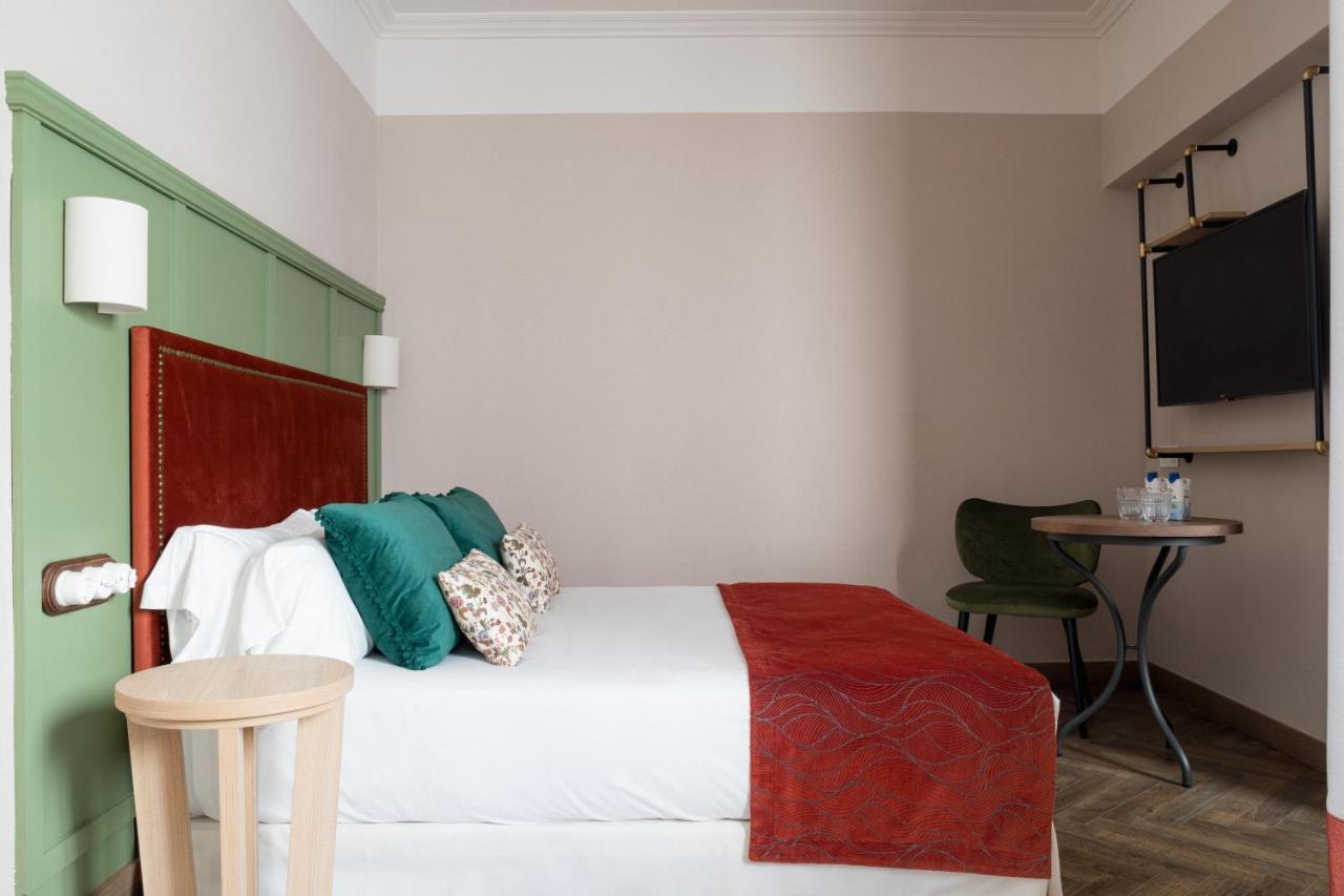 The Honest Hotel & Apartments Севілья Екстер'єр фото