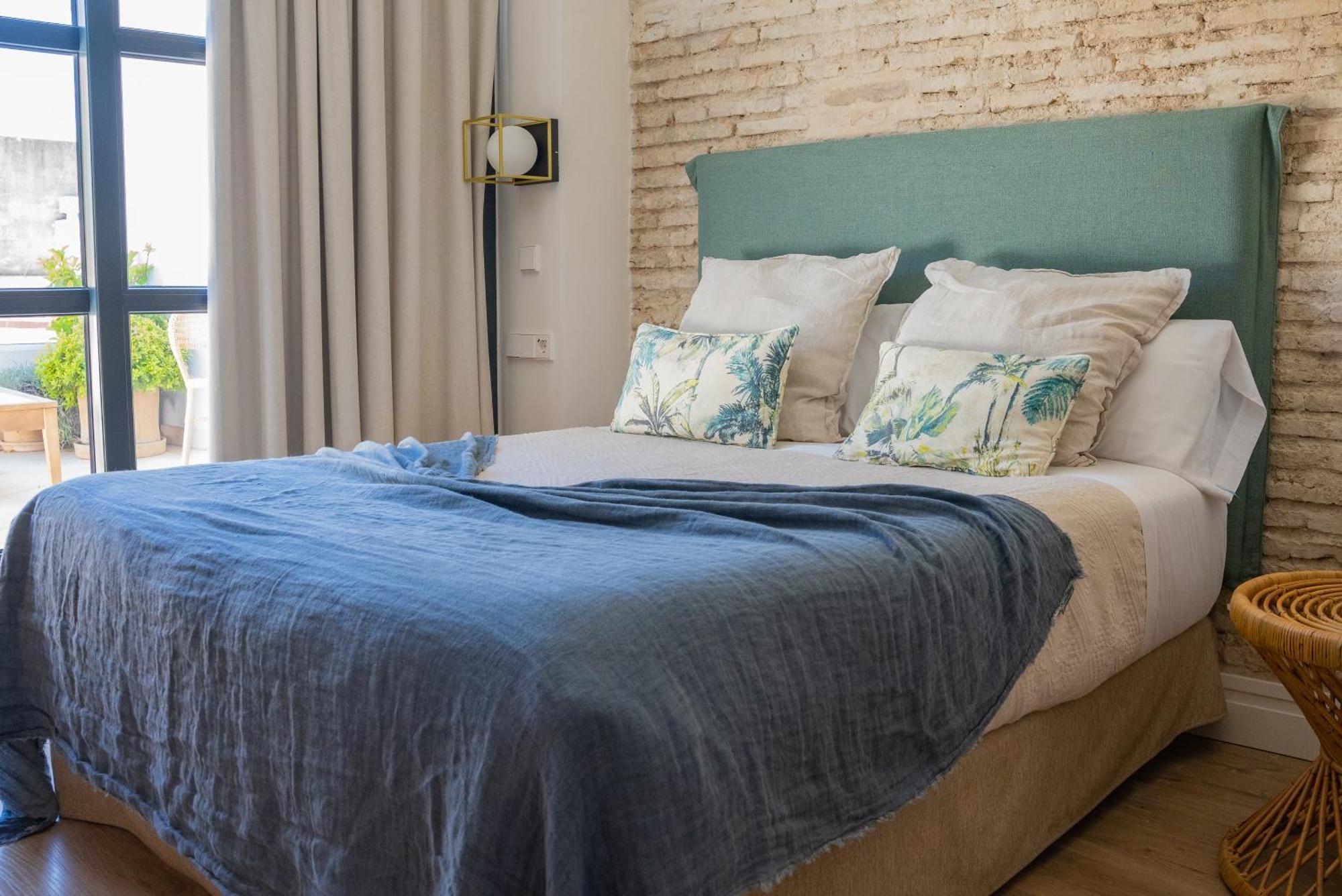 The Honest Hotel & Apartments Севілья Екстер'єр фото