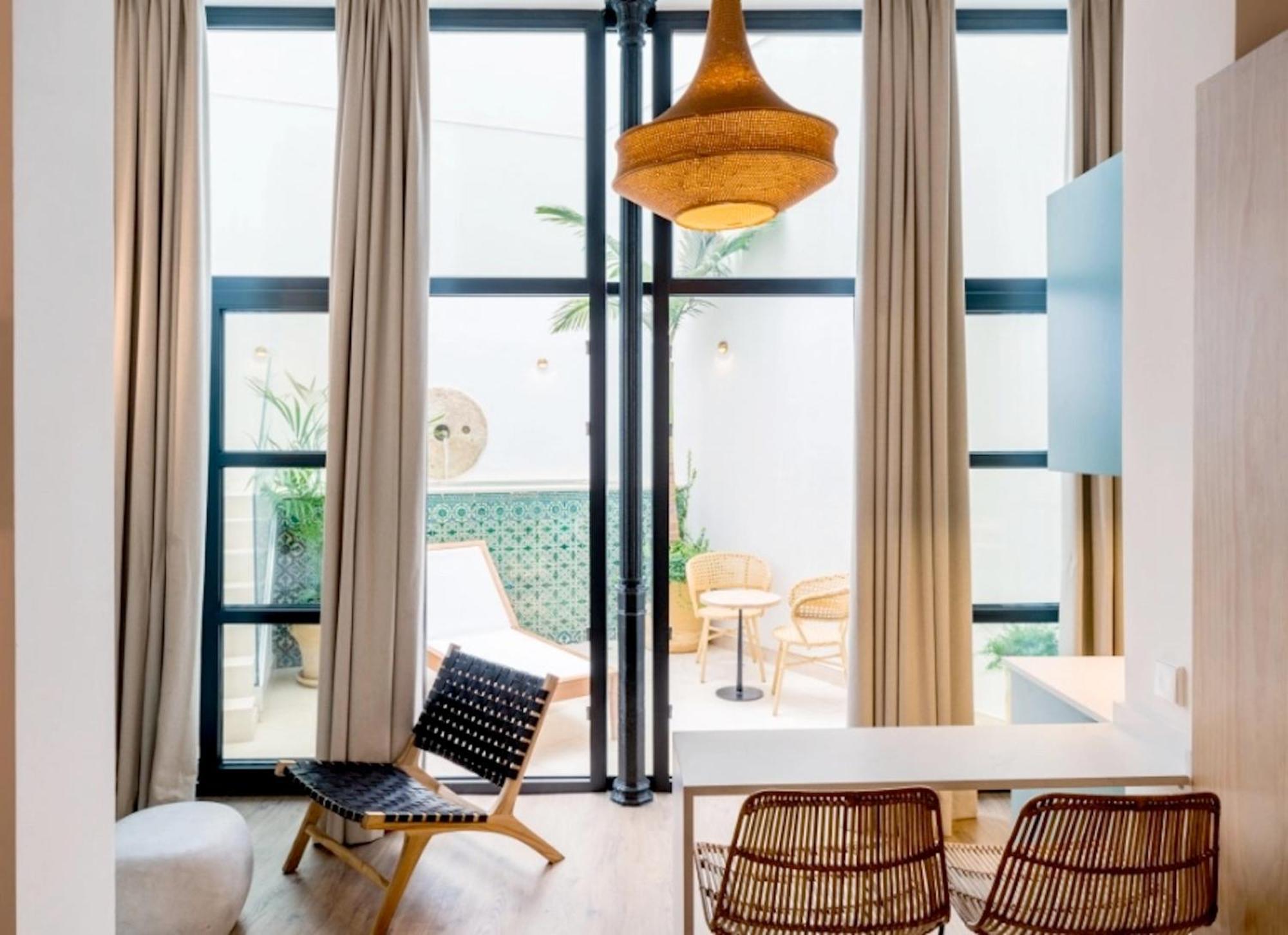 The Honest Hotel & Apartments Севілья Екстер'єр фото