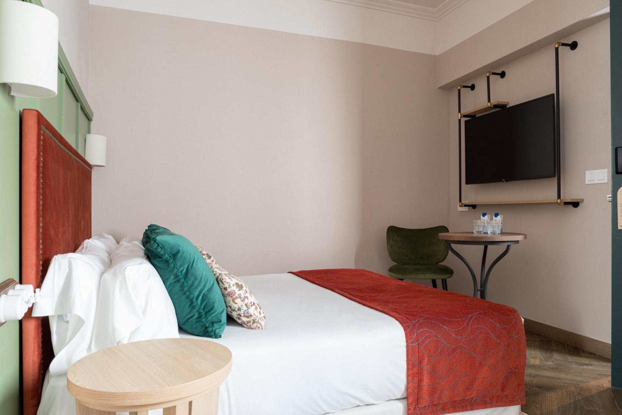 The Honest Hotel & Apartments Севілья Екстер'єр фото