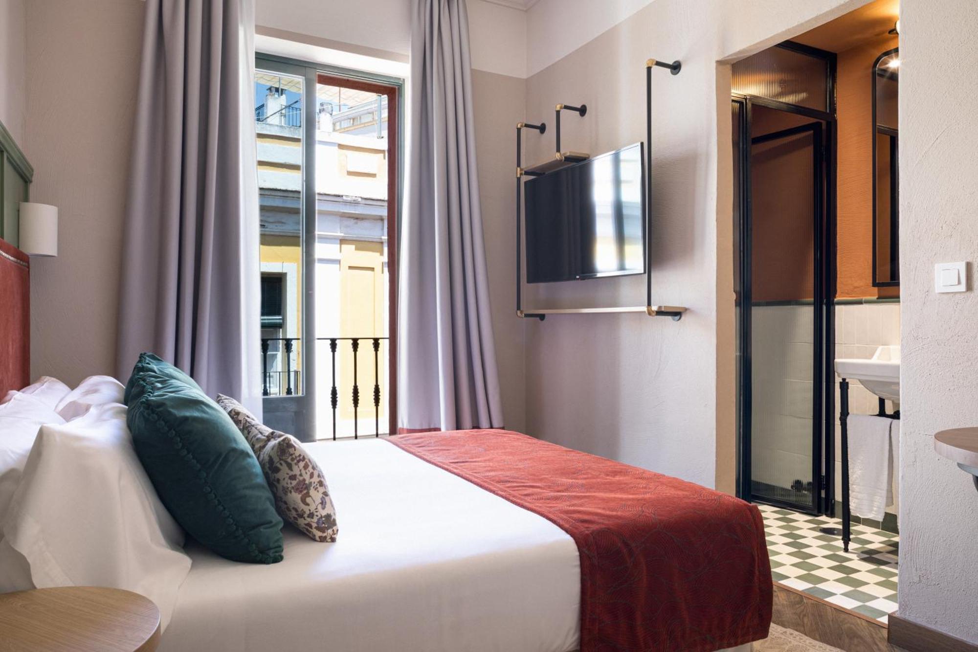 The Honest Hotel & Apartments Севілья Екстер'єр фото