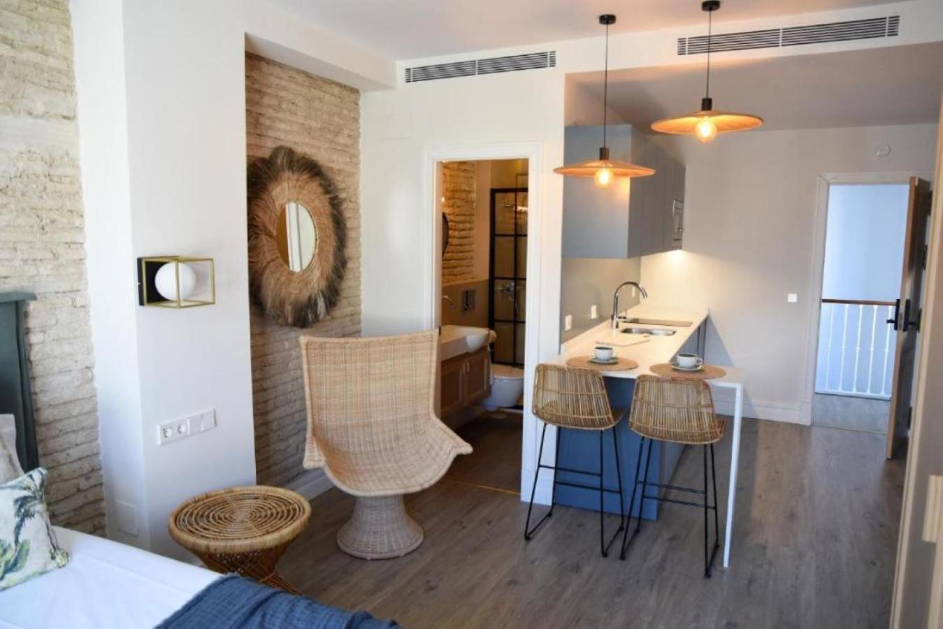 The Honest Hotel & Apartments Севілья Екстер'єр фото